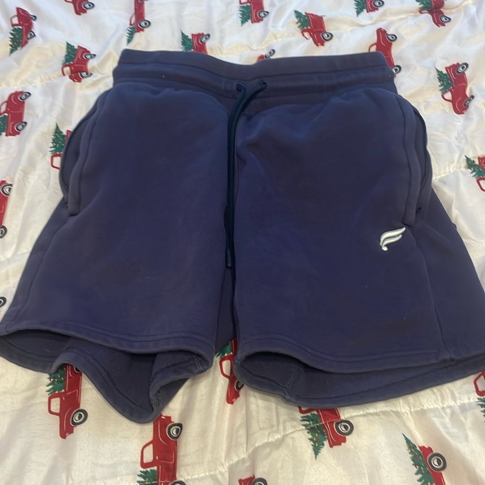 Men’s Navy XS Fabletics shorts